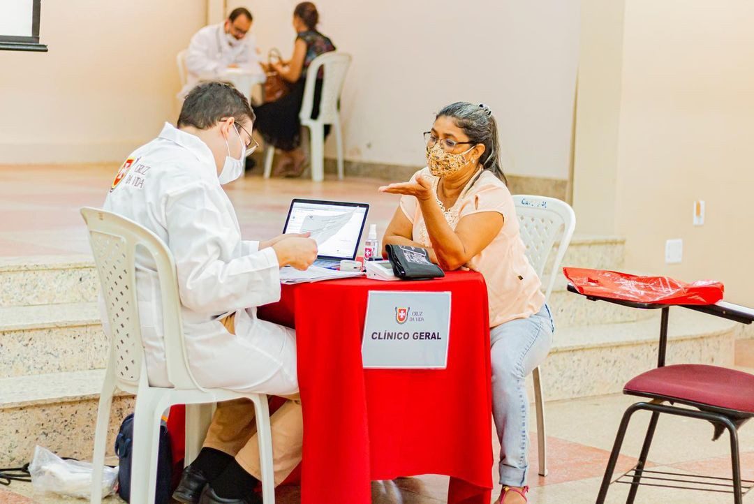Instituição católica oferta atendimento médico grátis em várias especialidades em Fortaleza