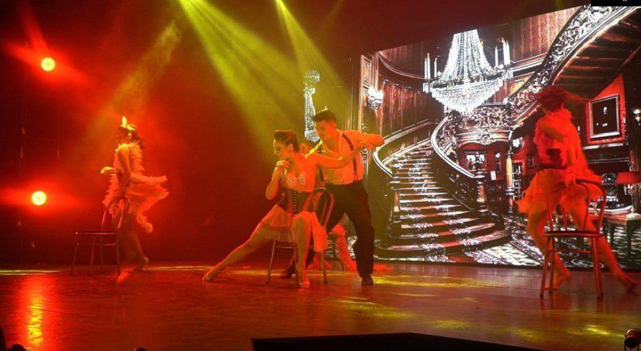 Companhia argentina de tango se apresenta em Curitiba