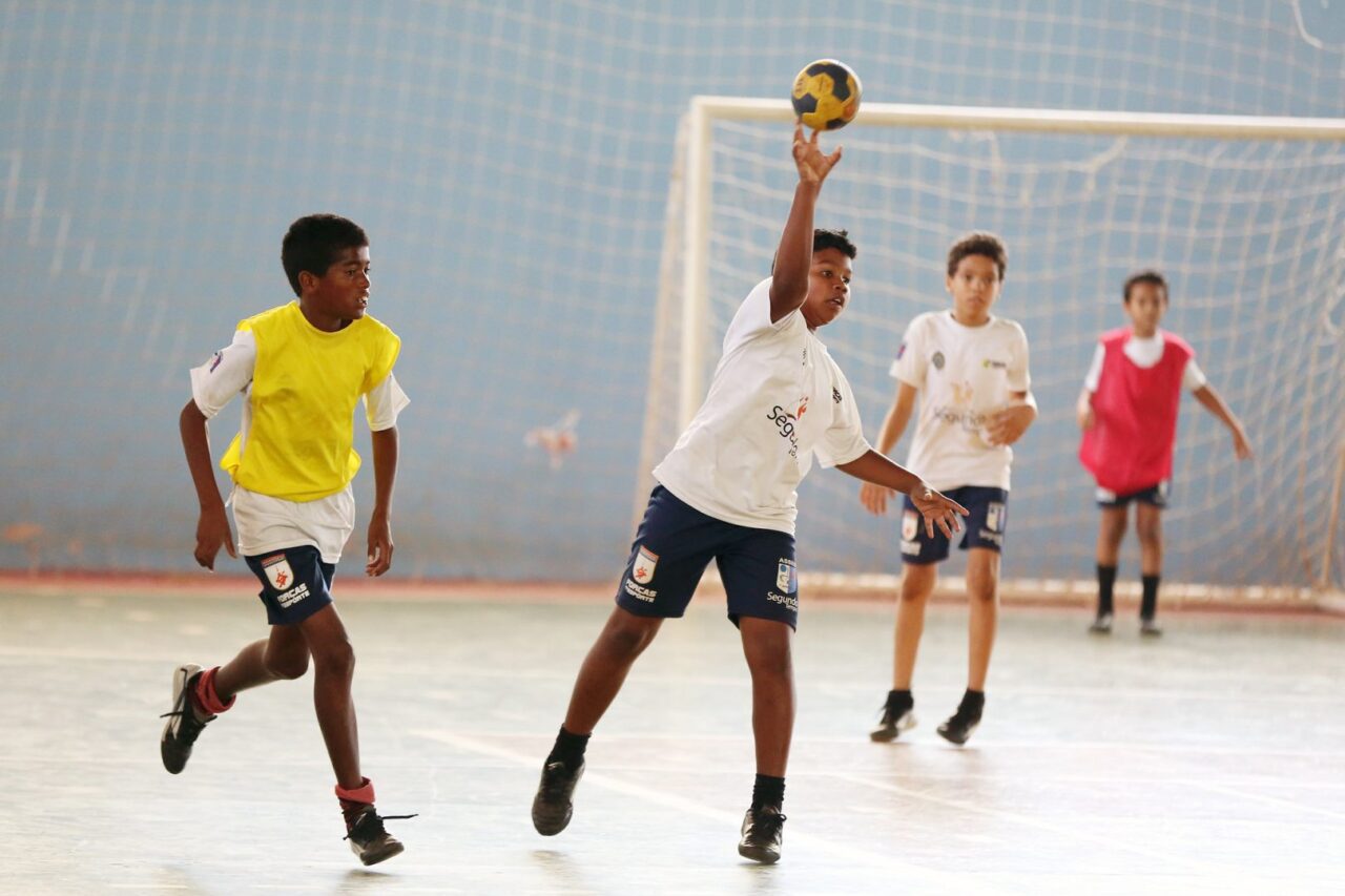 Programa amplia o acesso de crianças e adolescentes a atividades esportivas na cidade de Canoas